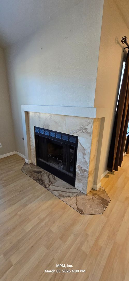 Building Photo - 3 bedroon 2 bath home