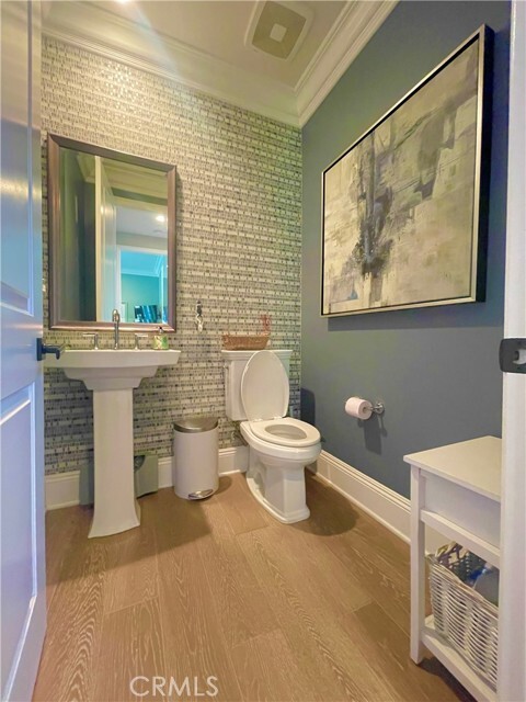 Building Photo - 33 Sunset Cove