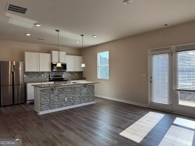 Building Photo - 97 Brode Ln