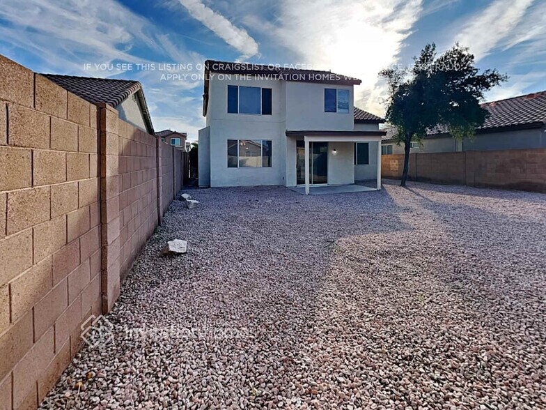 Building Photo - 6752 W Linda Ln