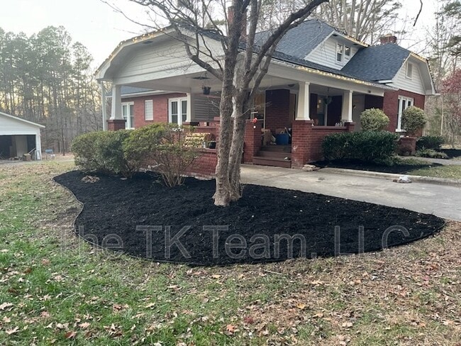 Building Photo - 1919 Old Salisbury-Concord Rd