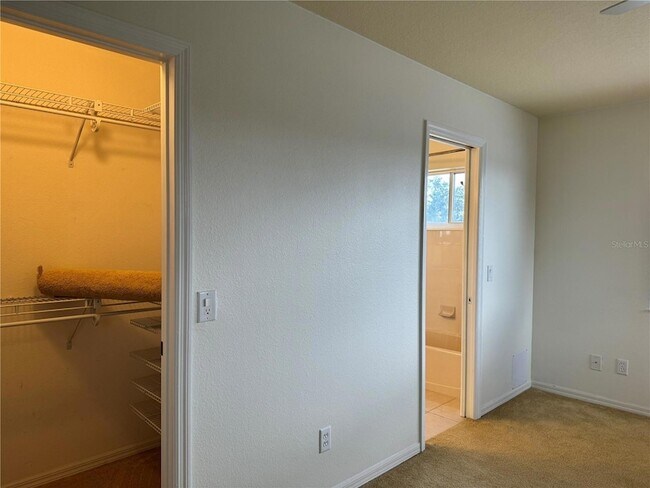 Building Photo - 7832 Kavanagh Ct