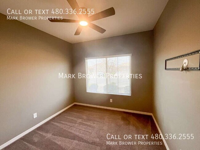 Building Photo - 679 W Mangrove Rd