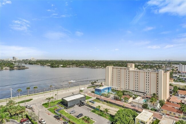 Building Photo - 1201 S Ocean Dr