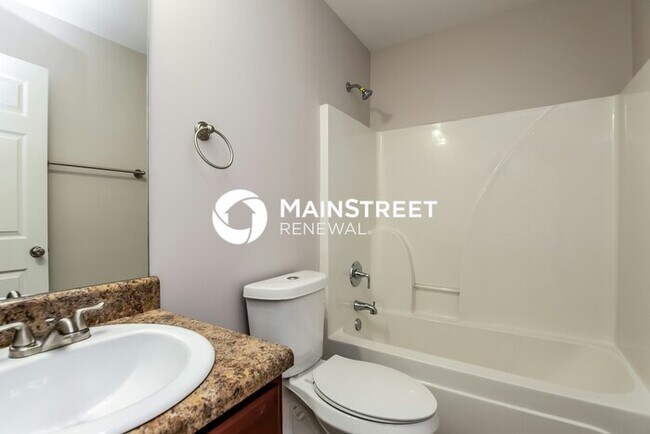 Building Photo - 4 Bedroom Pet-Friendly Home in Snellville, GA with Main Street Renewal