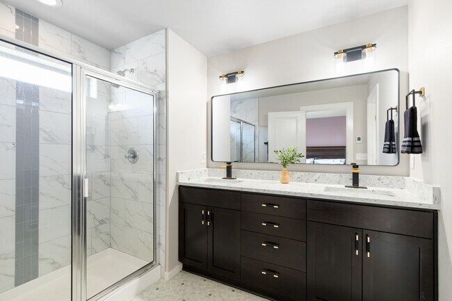 Building Photo - 9834-9811 11th Ave SW