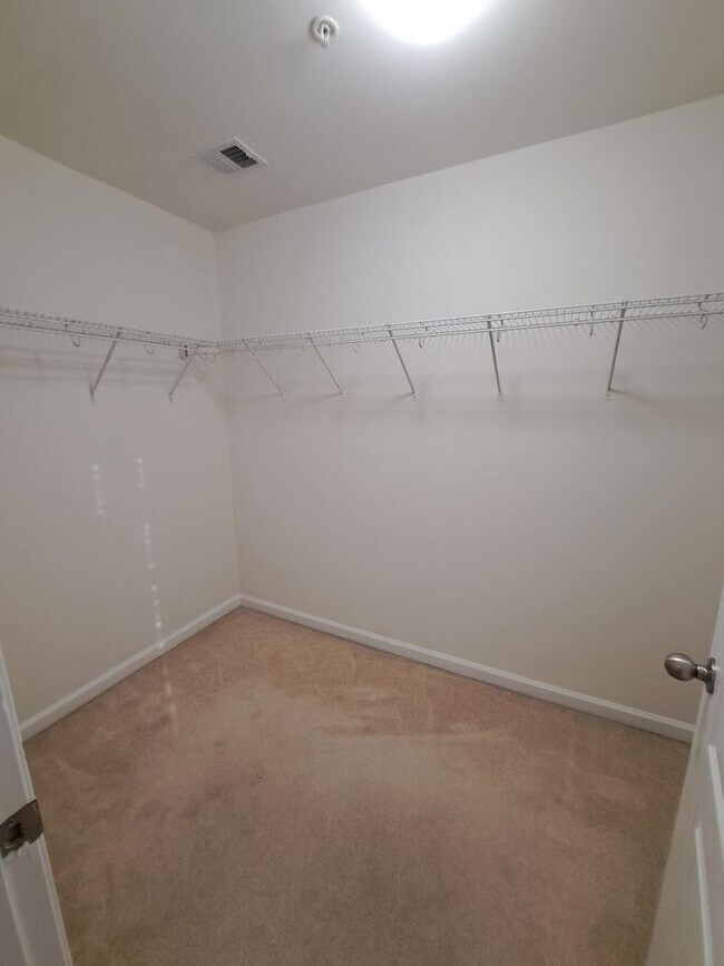 Building Photo - 17305 Madrillon Way