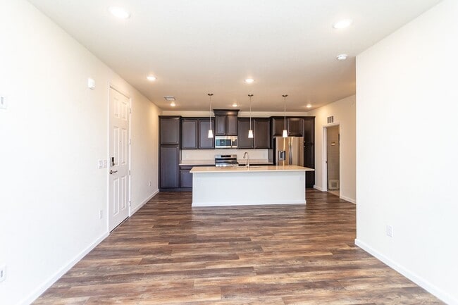 Building Photo - Luxury Condo Living with Mountain Views in the Heart of Briargate!!