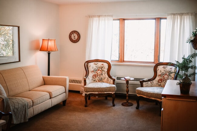Living Room - Luther Manor at Hillcrest