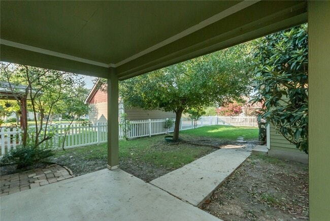 Building Photo - 642 Mcgarity-