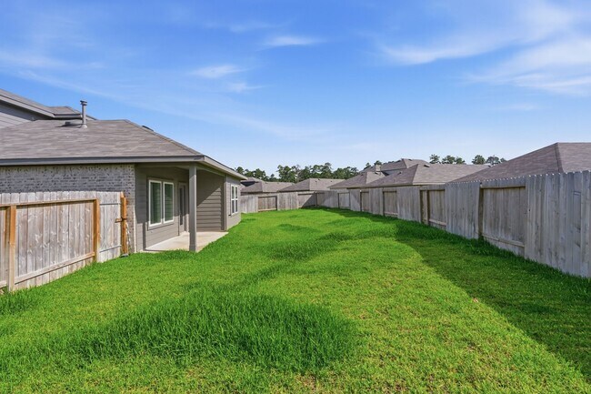 Building Photo - 23818 Desert Brush Ct