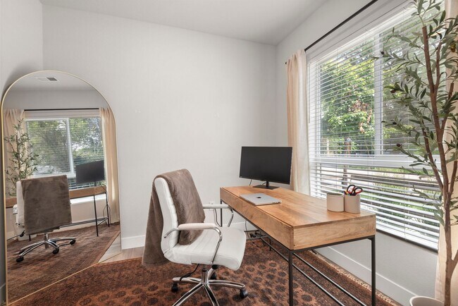 Building Photo - Modern Townhome Living in Lakewood – $2,65...
