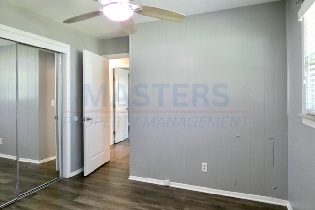 Building Photo - Charming Maumee Rental in a Great Location