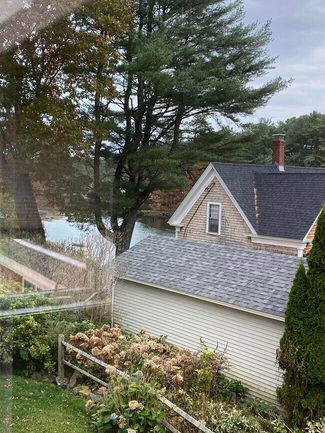 Building Photo - 64 Chauncey Creek Rd