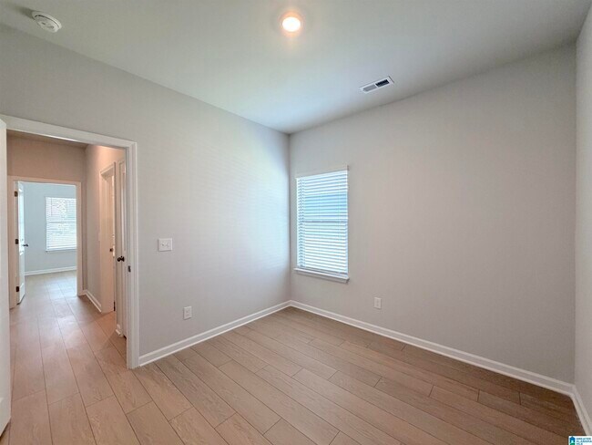 Building Photo - 22754 Dashwood Ln
