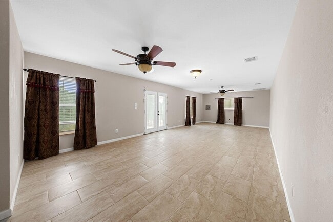 Building Photo - 24369 Bingham Creek Rd