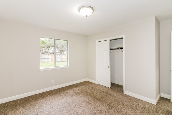 Building Photo - 13515 Greywood Dr