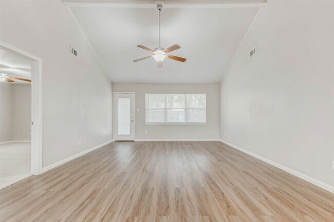 Primary Photo - 15531 Edenvale St