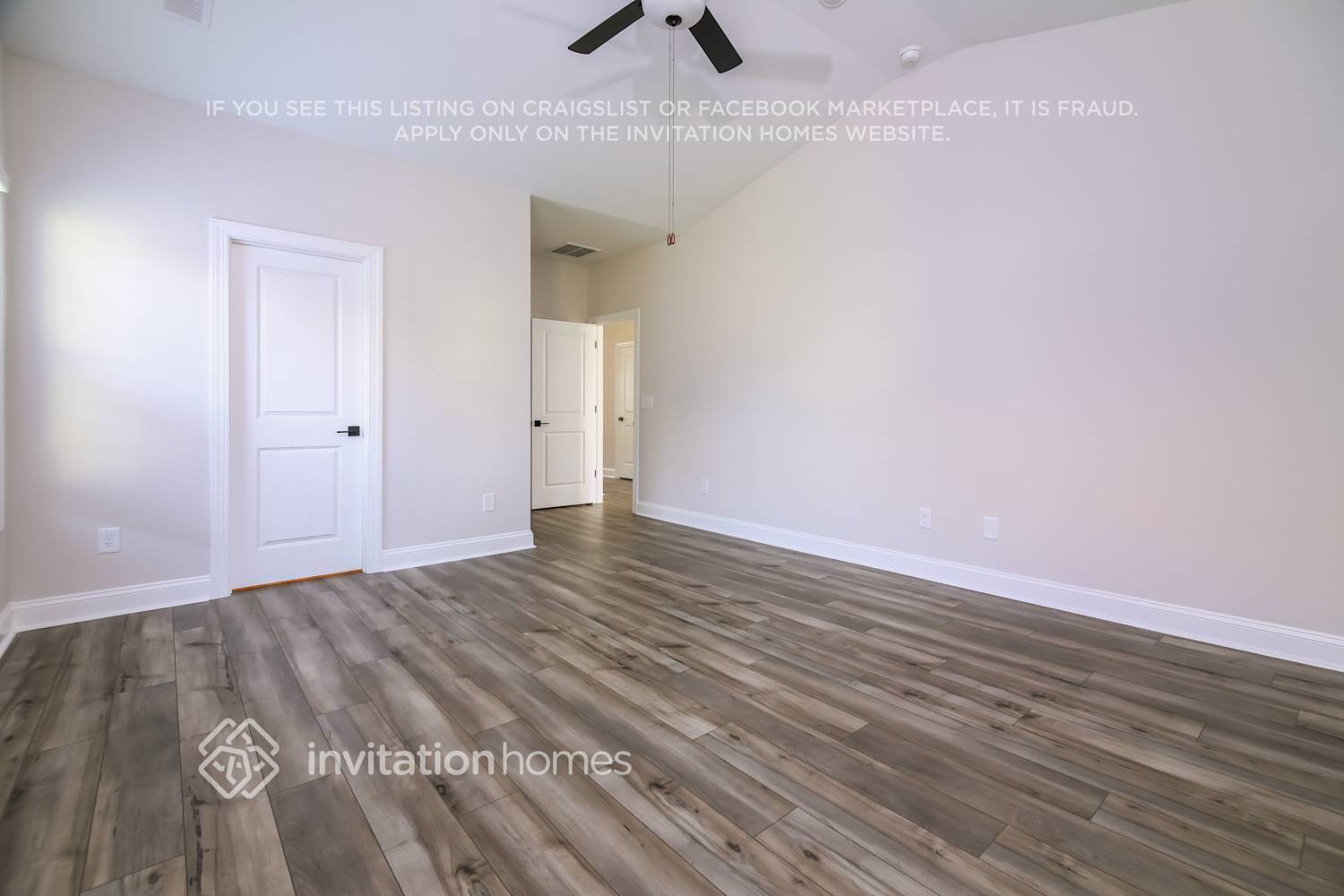 Building Photo - 404 Azalea Gaze Dr