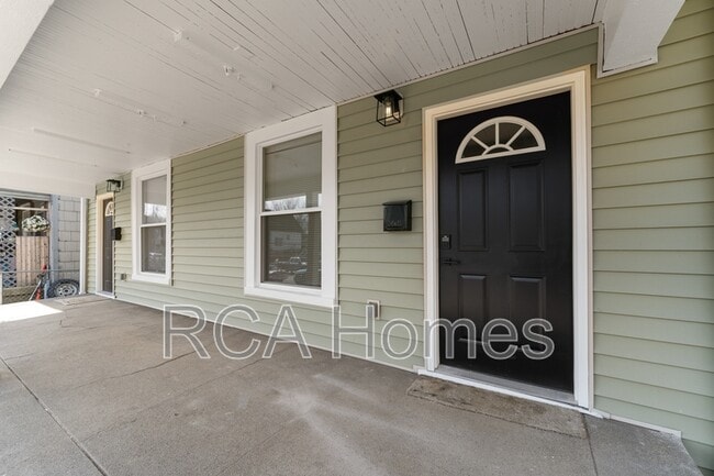 Building Photo - 238 Eastern Ave