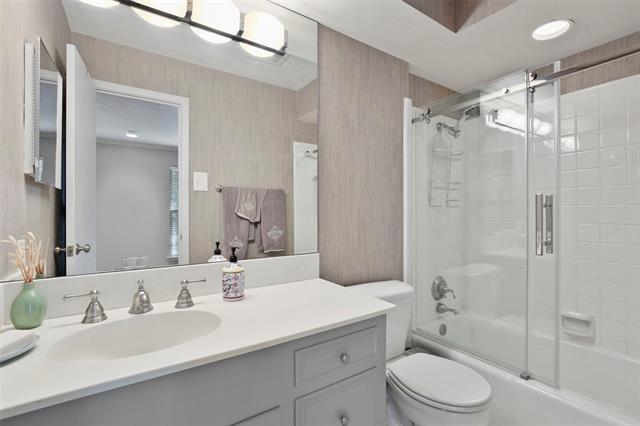 Building Photo - 13342 Peyton Dr