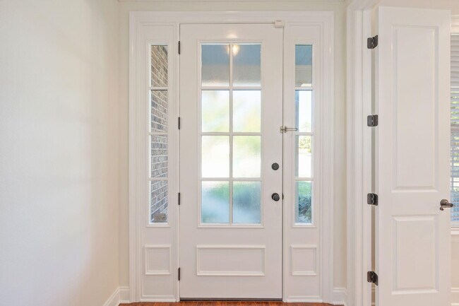 Building Photo - 106 Black Bear Circle