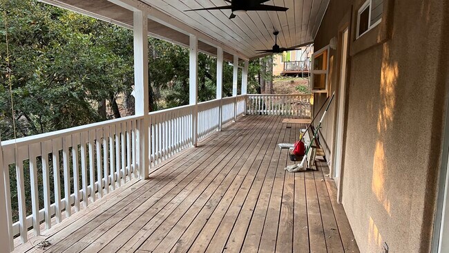 Building Photo - 14385 Holmwood Dr