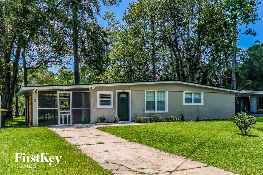 Building Photo - 1056 Busac Ave