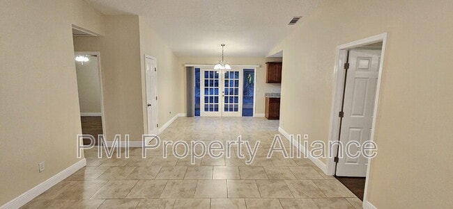 Building Photo - 703 Sunbury Ct