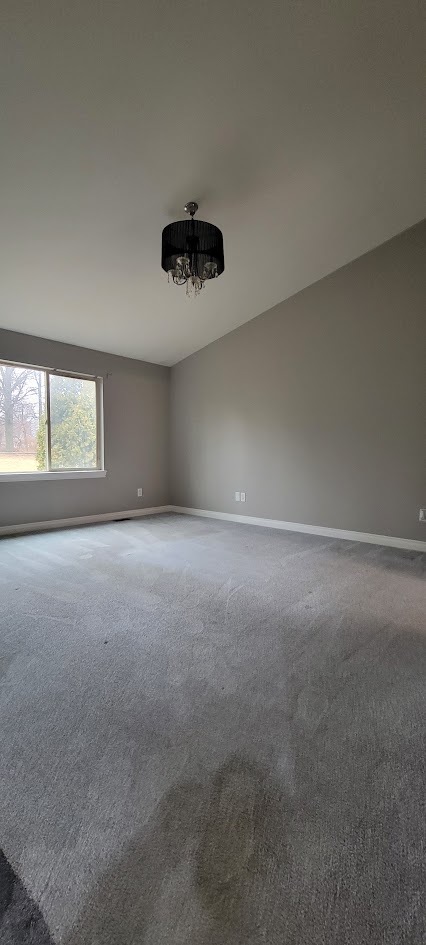 Building Photo - 3167 E 11 Mile Rd