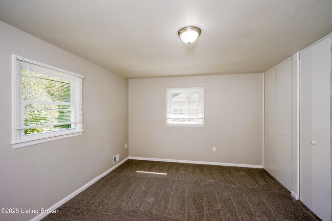 Building Photo - 3702 Iron Horse Way