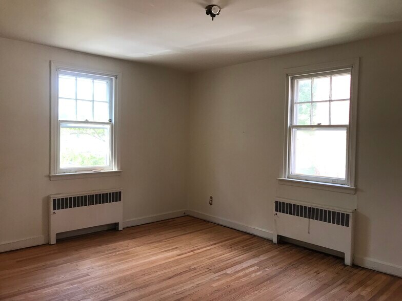 2 Bedroom - 2444 N 50th St