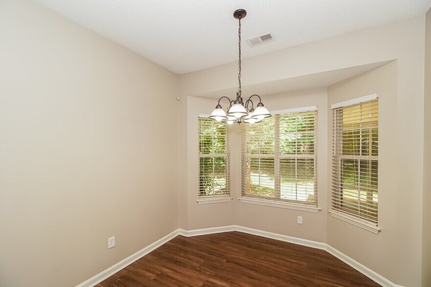 Building Photo - 8618 Woodhill Manor Ct