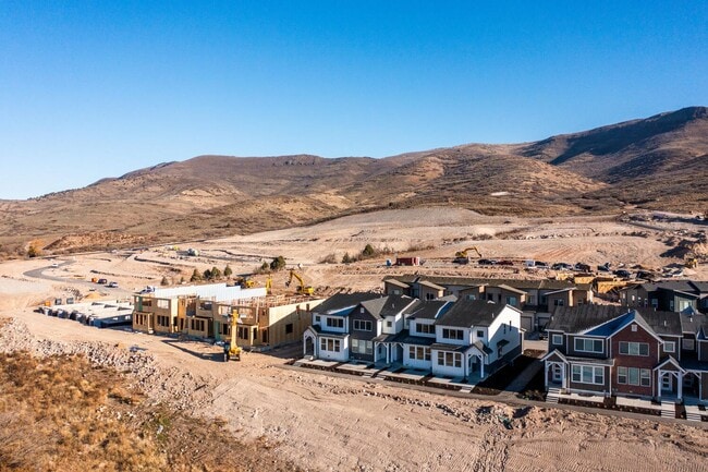 Building Photo - Recently Built Heber City Rental – Bright,...