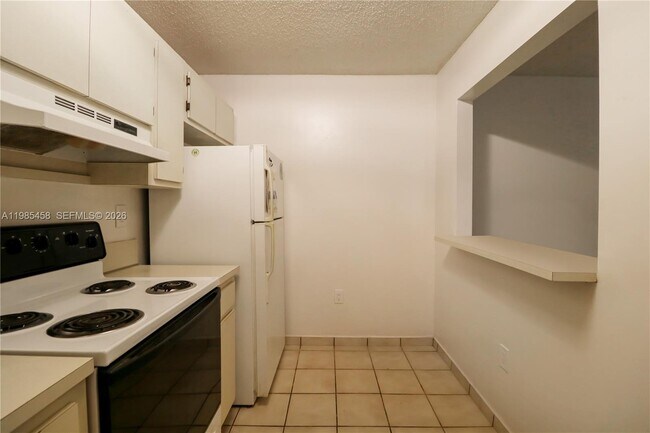 Building Photo - 12955 SW 66th Ln