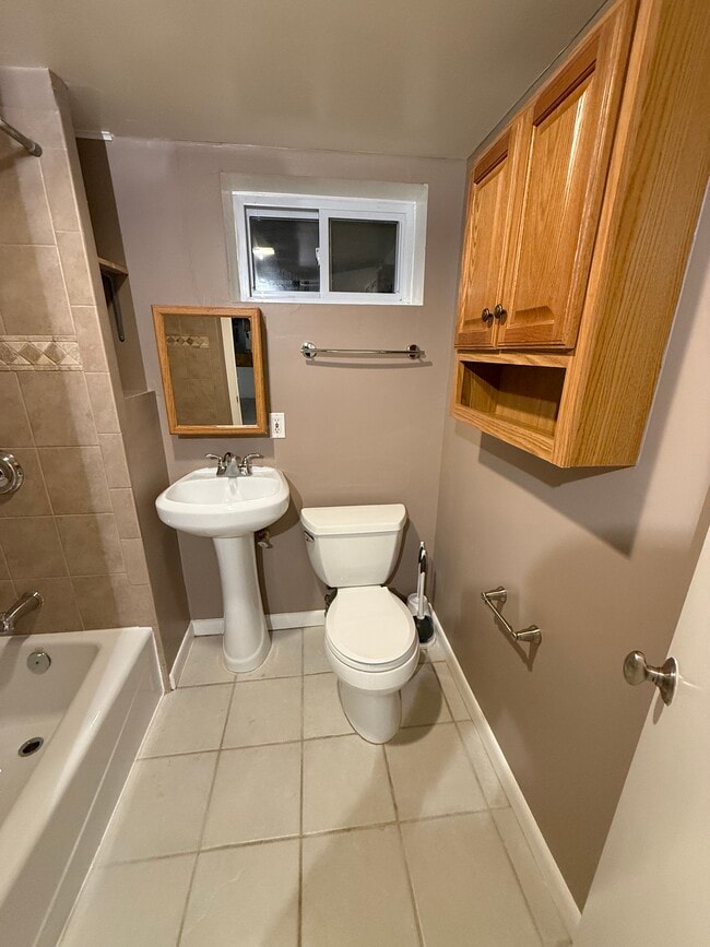 Building Photo - 9809 Montauk Ave