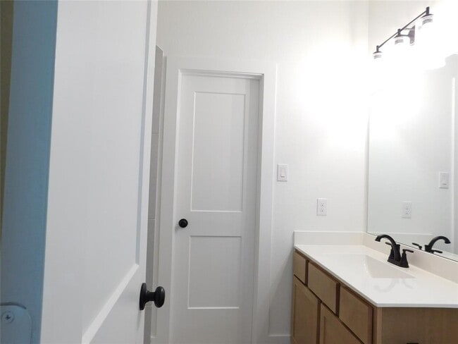 Building Photo - 9447 Lantern Lgt Dr