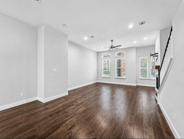 Building Photo - 1367 Branchwood Pl