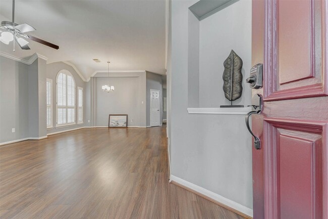 Building Photo - 4506 Silverlake Dr