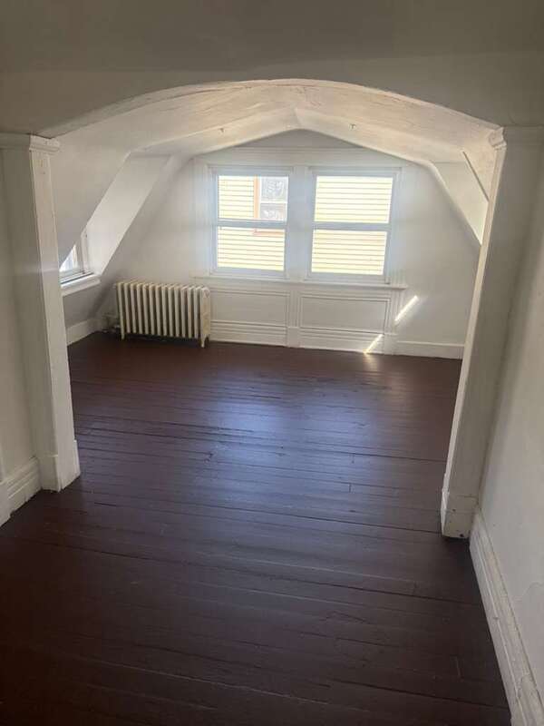 Building Photo - 476 Hudson Ave