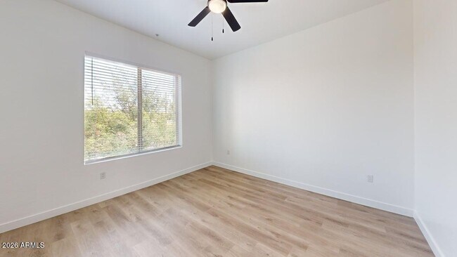 Building Photo - 9160 N 67th Ave