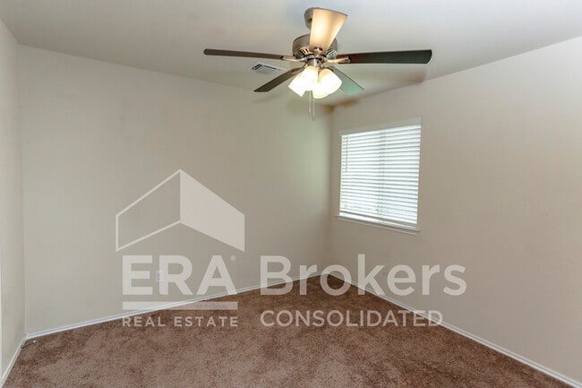 Building Photo - 1307 Stonewall Ridge