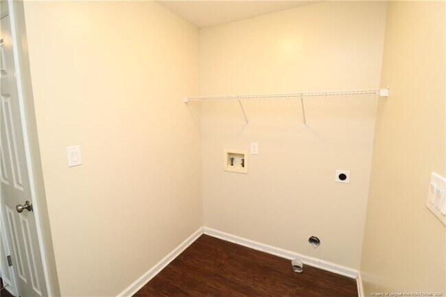 Building Photo - 503 Homestead Park Dr