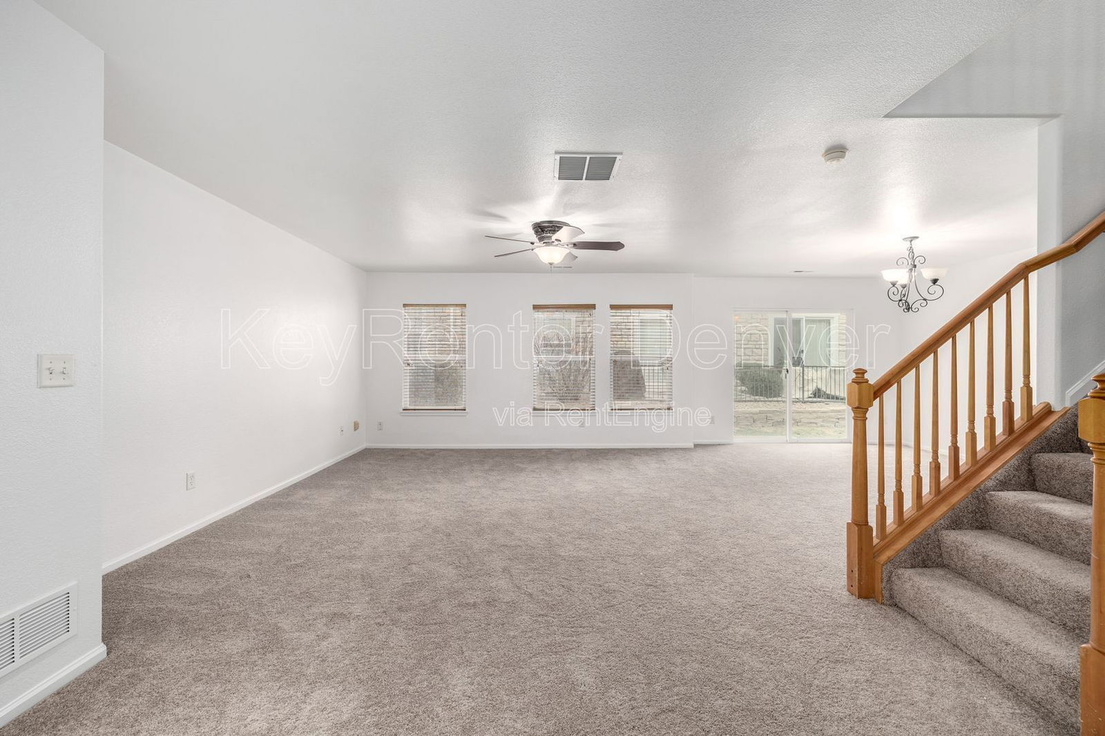 Building Photo - 9770 Mayfair St