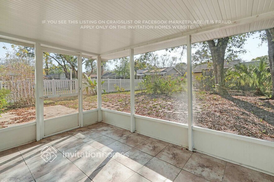 Building Photo - 8033 Banister Ln