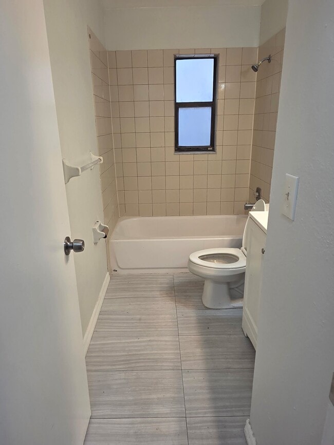 Building Photo - 4363 Azora Rd