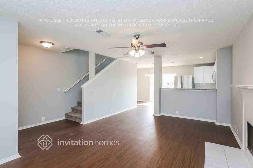 Building Photo - 1400 Cloyne Dr