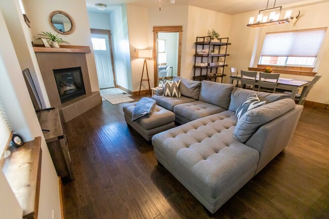 Building Photo - Charming Downtown Retreat: A Unique Blend ...