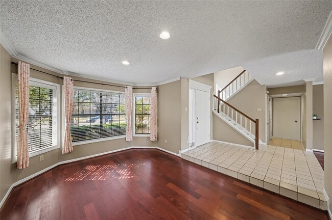 Building Photo - 3206 Sturbridge Ln