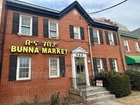 Building Photo - 943 Bonifant St